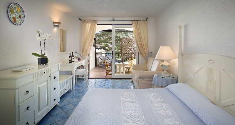 גולפו אראנצ'י Club Hotel Baia Aranzos מראה חיצוני תמונה
